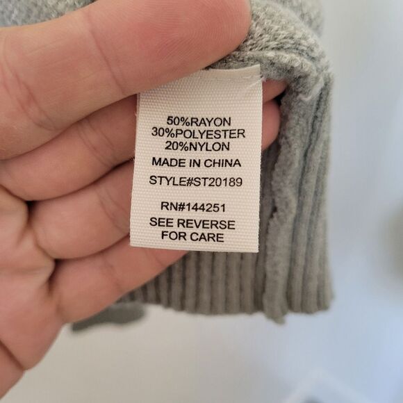 Jessica Simpson Checkered Cardigan Sage Green White Soft Cropped Oversized XS - Picture 9 of 9